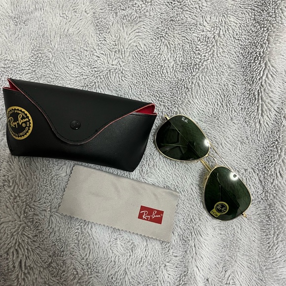 NEW Ray-Ban AVIATOR CLASSIC Sunglasses